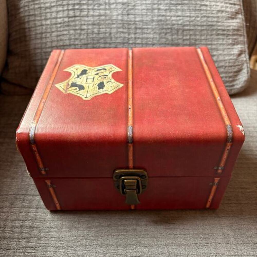 Harry Potter Collectible 5 Movie DVD Set and Bonus Collectible Items